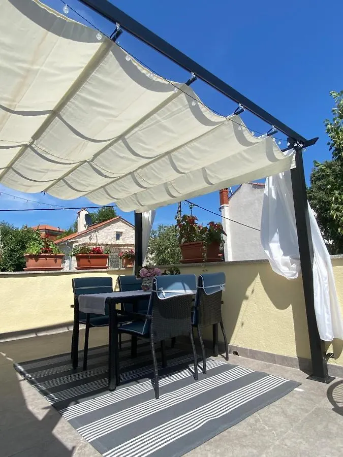 Apartment Violetta Brtonigla